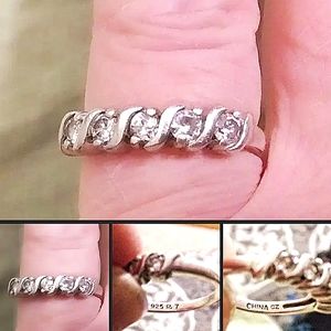 SOLD Sterling Silver Ring With Cubic Zirconia Stones Vintage
